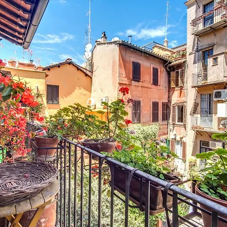 The Red House At Arco Degli Acetari Holiday home
