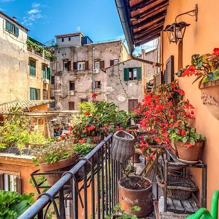 Vakantiehuis The Red House At Arco Degli Acetari