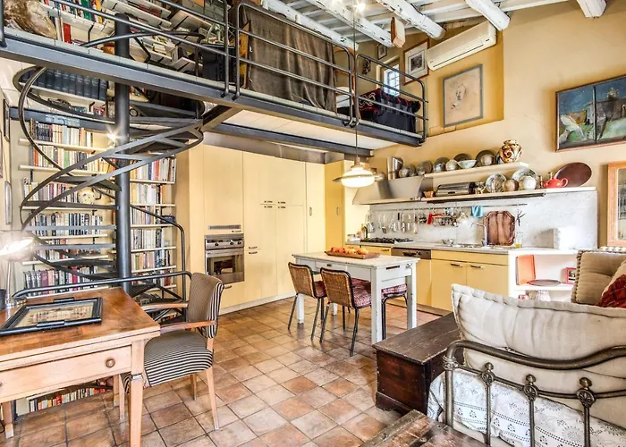 Vakantiehuis The Red House At Arco Degli Acetari Rome